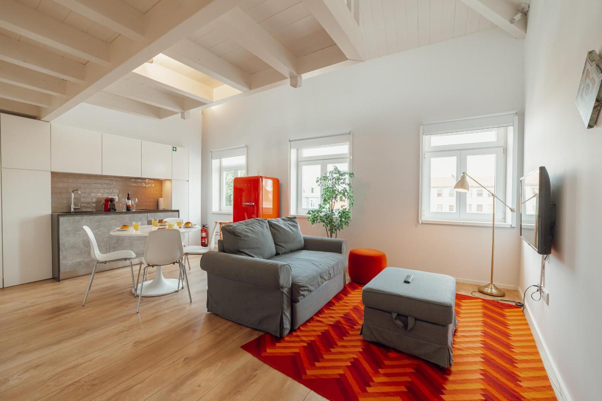 Apartment Downtown Elegant By Hosty