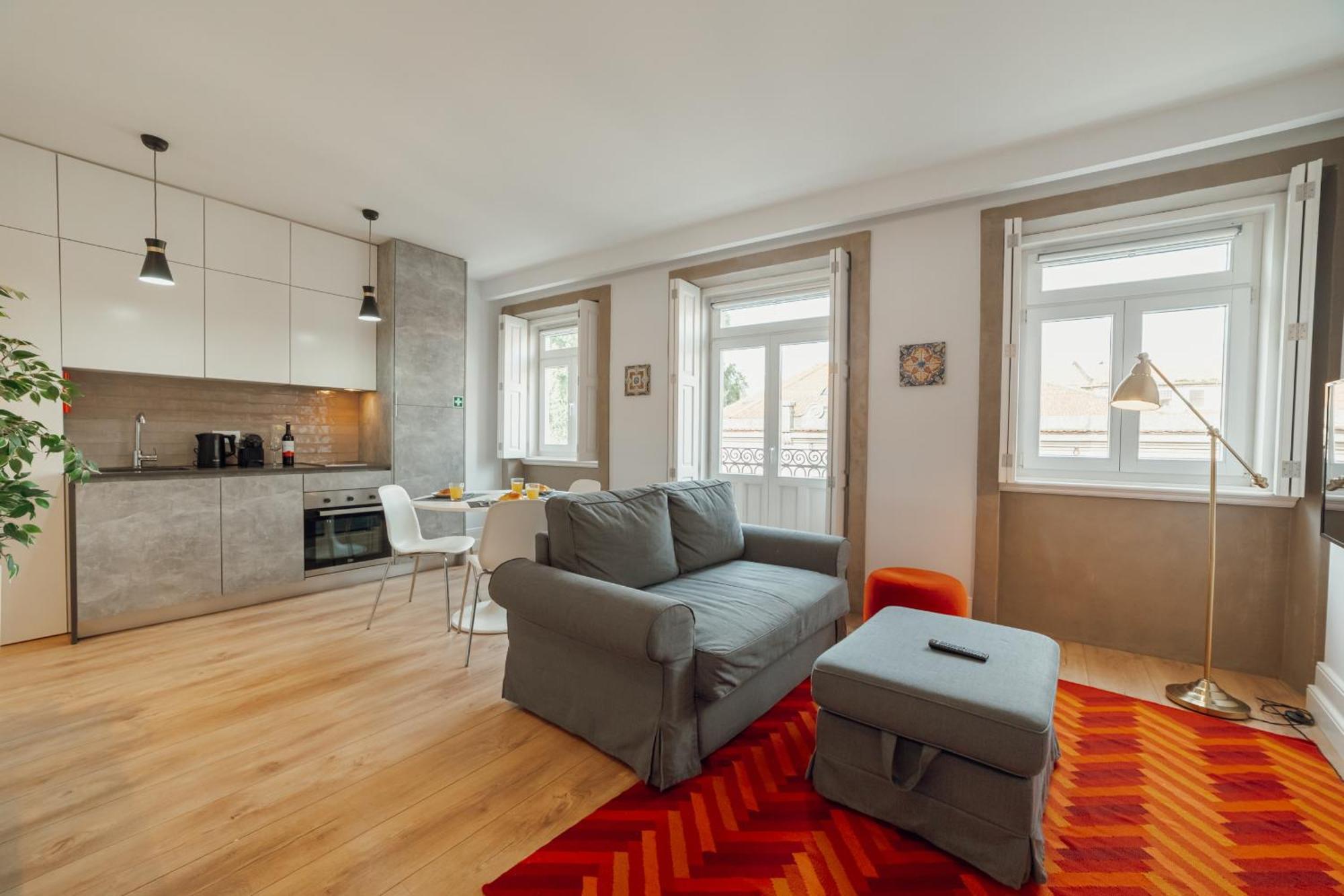 Apartment Downtown Elegant By Hosty *